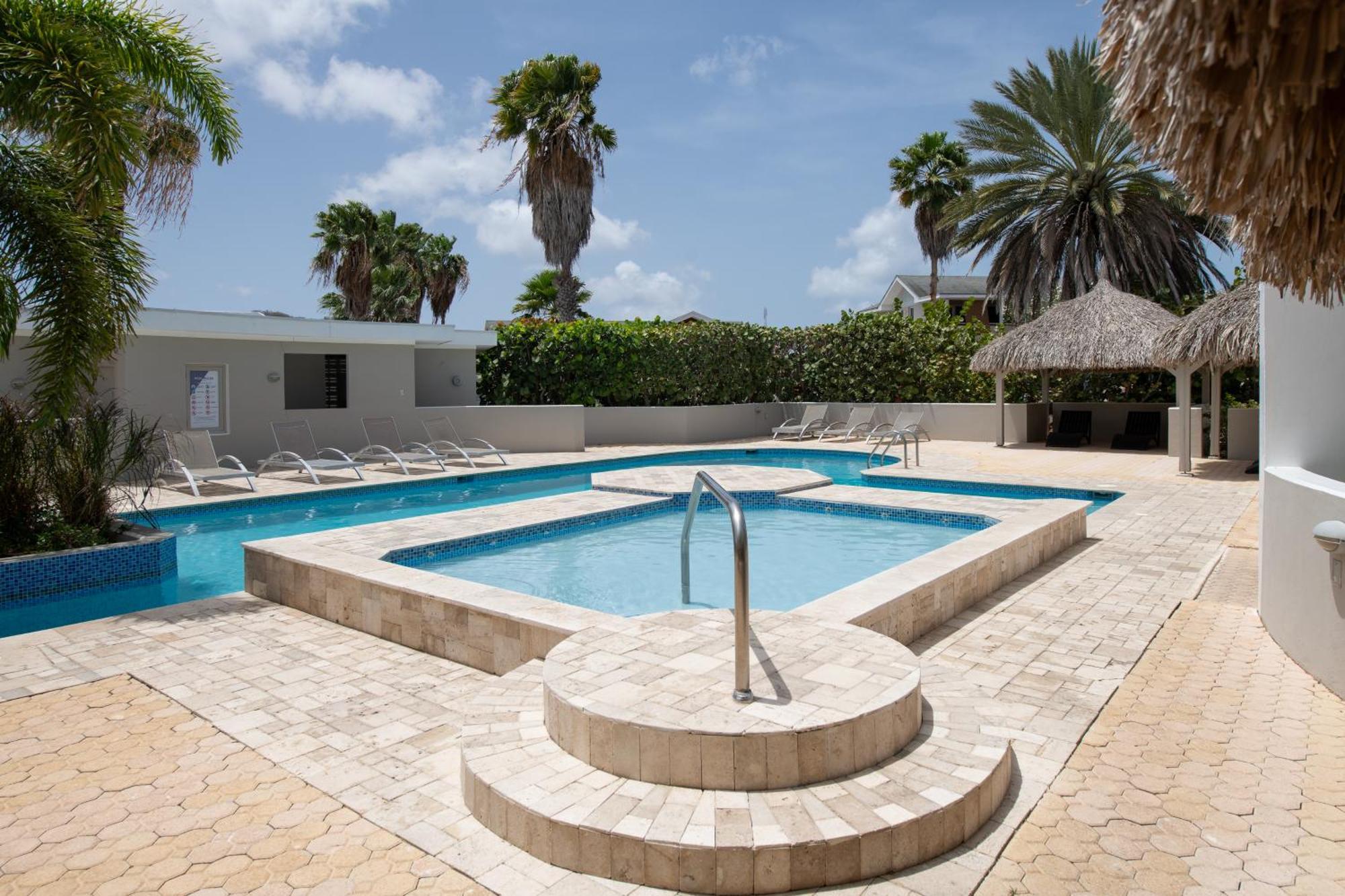 Villa At Secured Gated Resort Near Mambo Beach! Willemstad Kültér fotó