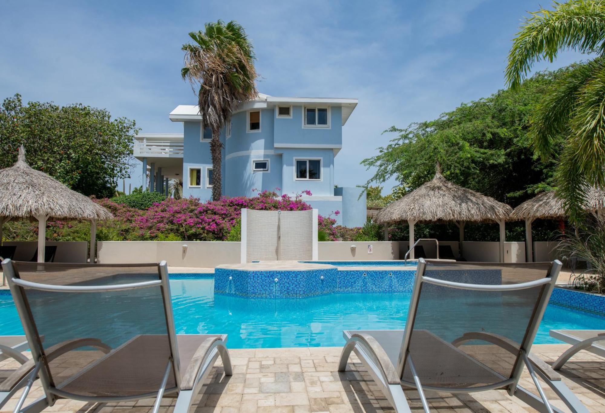 Villa At Secured Gated Resort Near Mambo Beach! Willemstad Kültér fotó