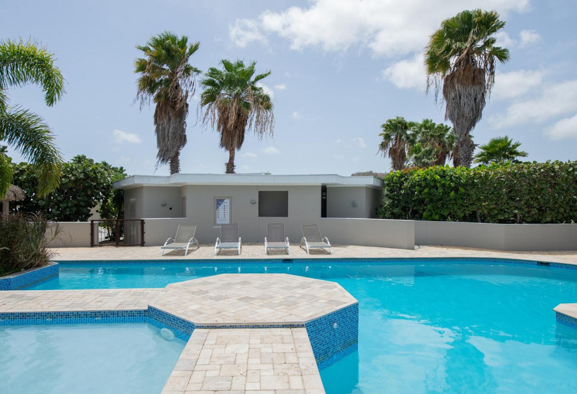 Villa At Secured Gated Resort Near Mambo Beach! Willemstad Kültér fotó
